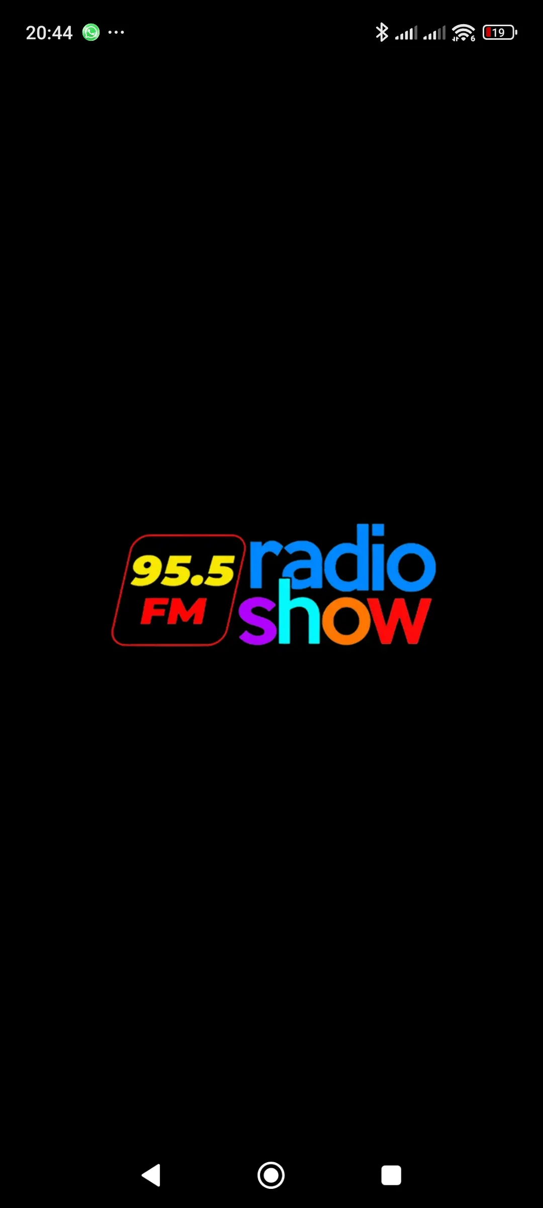 Captura de pantalla de RADIO SHOW BOLIVIA